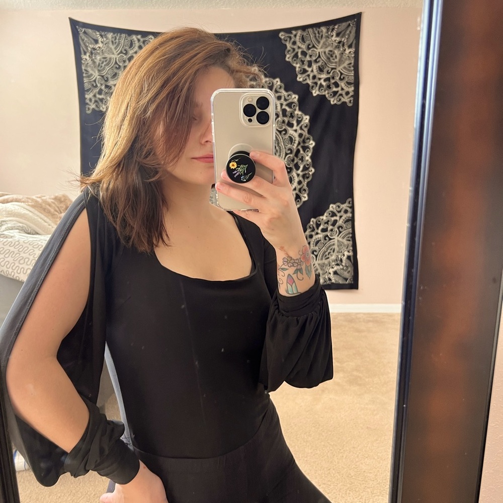 Open sleeve fashion nova bodysuit